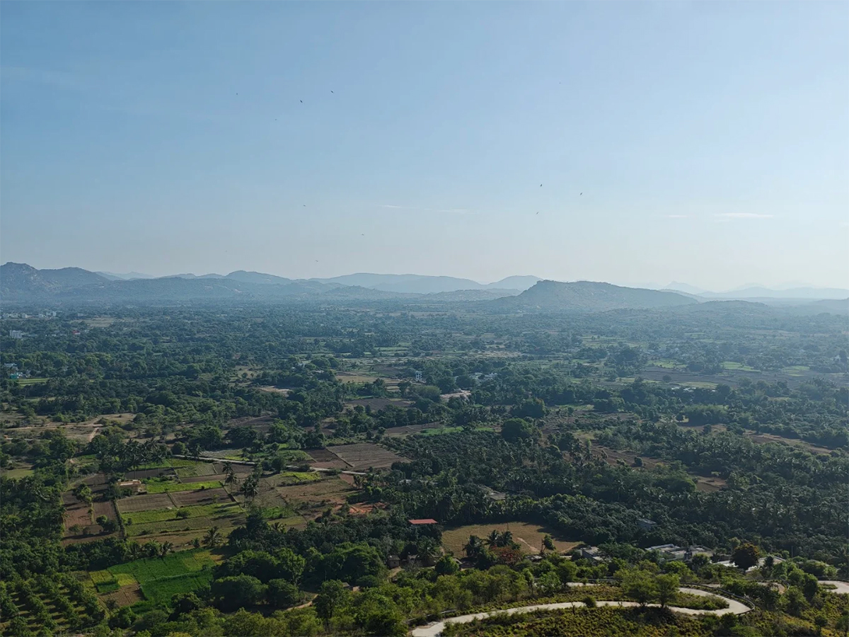 Puligundu Rock Mountain in Gudyanam Palli, Andhra Pradesh: Photos5
