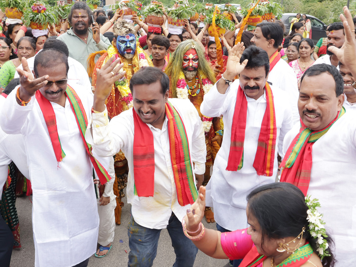 Bonalu Festival At Medchal- Malkajgiri District Collectorate Photos11