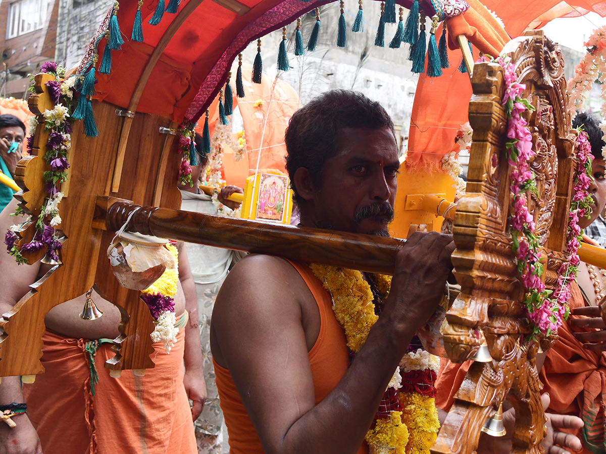 Devotional :  Vel Kavadi Festival Ongole HD Photos11