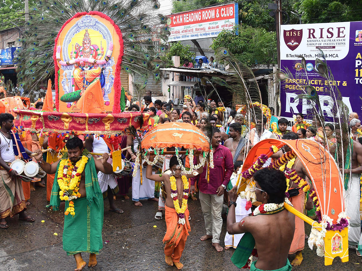 Devotional :  Vel Kavadi Festival Ongole HD Photos6