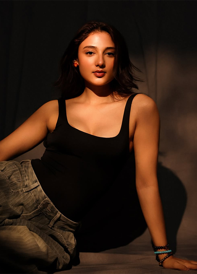 Tollywood Actress Ritika Nayak latest photos viral4