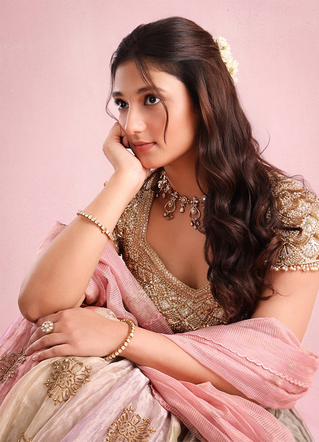 Tollywood Actress Ritika Nayak latest photos viral7