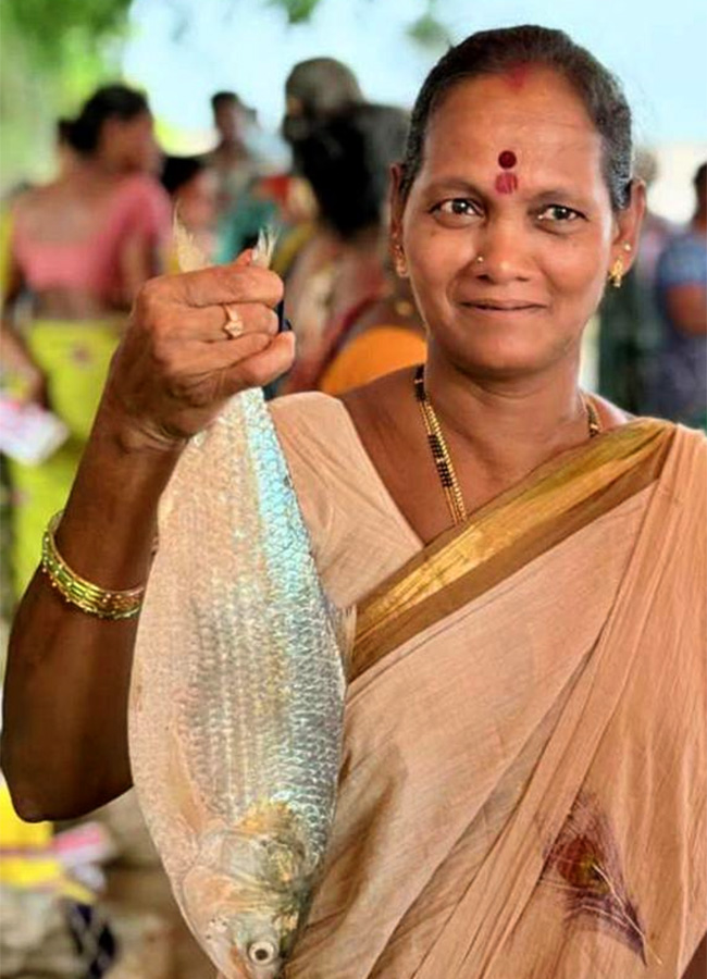 pulasa fish curry 2026 hd photos11