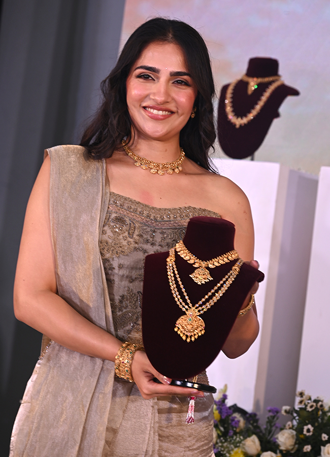 Actress Rukmini Vasanth In Hyderabad Viral Photos6