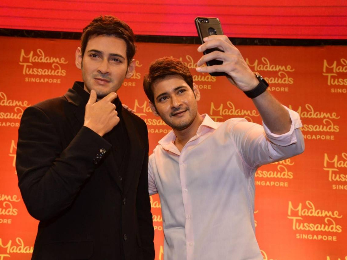 Wishing the Superstar Mahesh Babu a very Happy Birthday SPecial photos17