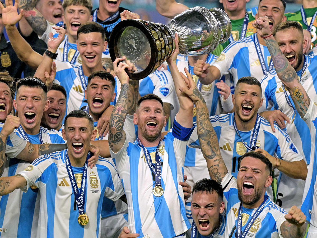 Lionel Messi Retirement: Rare Photos From His Legendary Argentina Career4