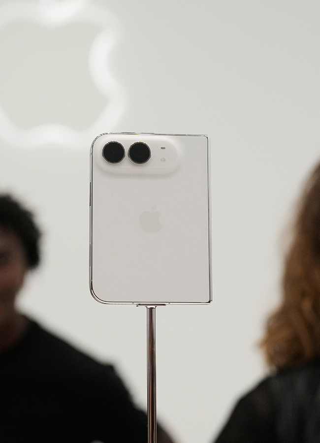 Apple iPhone 18 Pro, iPhone 18 Pro Max and iPhone Duo Launched Photos25