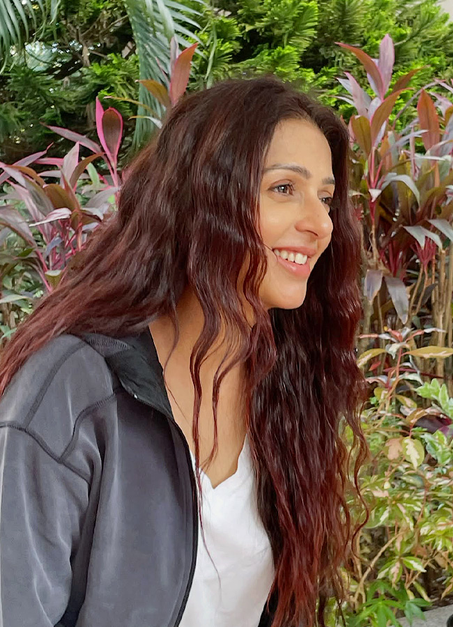 Bhumika Chawla Stuns in a Simple Look Viral Photos4