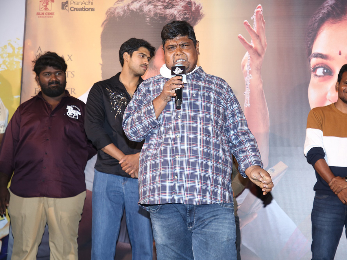 Kaagitham Padavalu Movie Theatrical Trailer Photos13