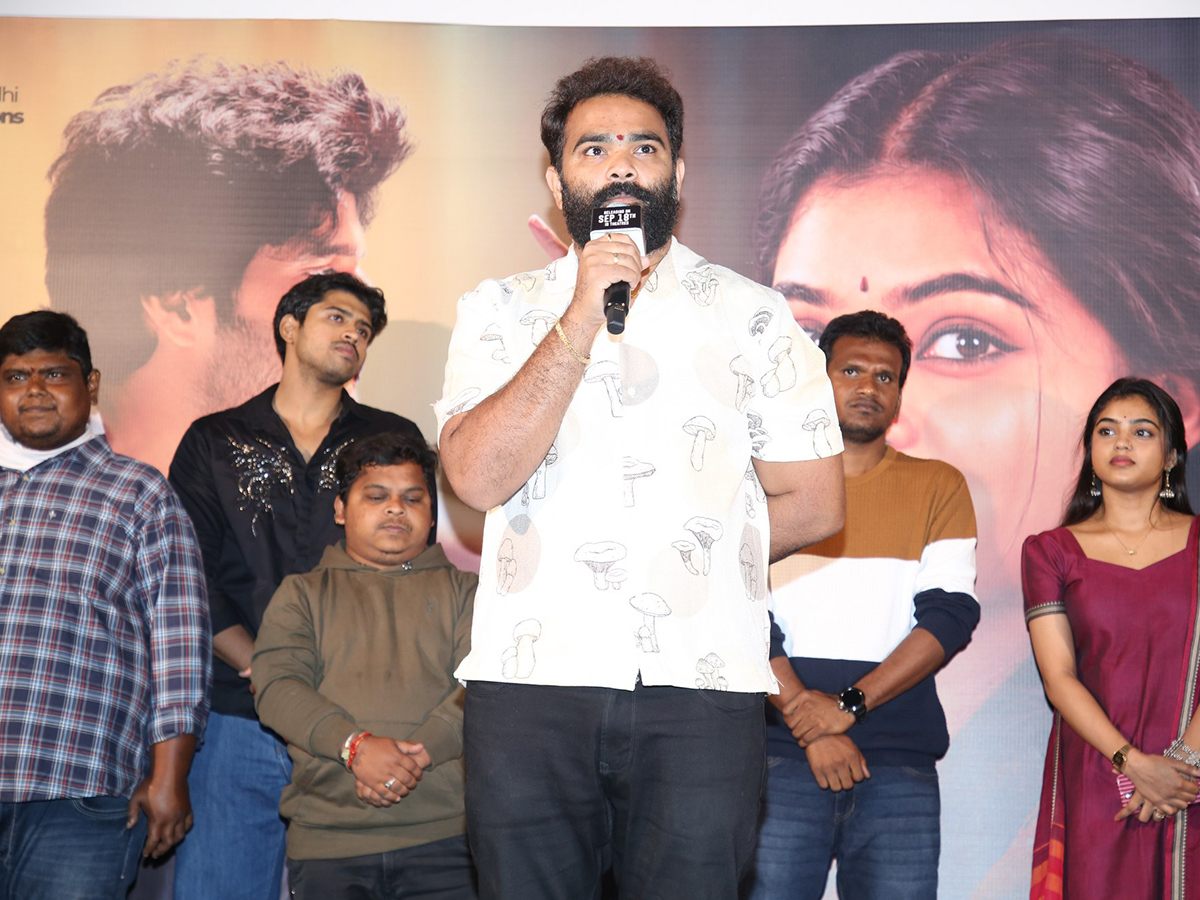 Kaagitham Padavalu Movie Theatrical Trailer Photos5