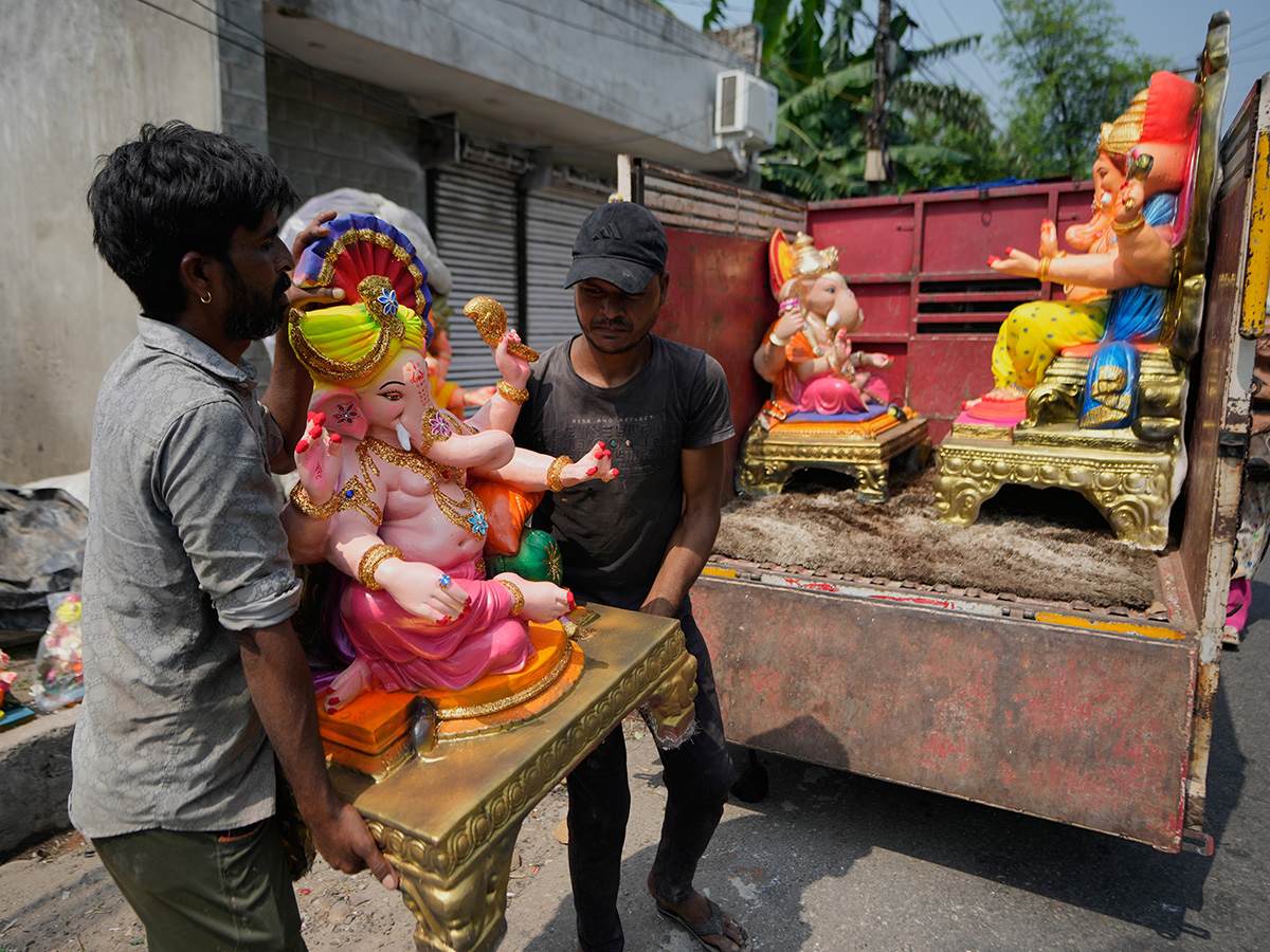 Vinayaka Chavithi 2026 Trending Photos10