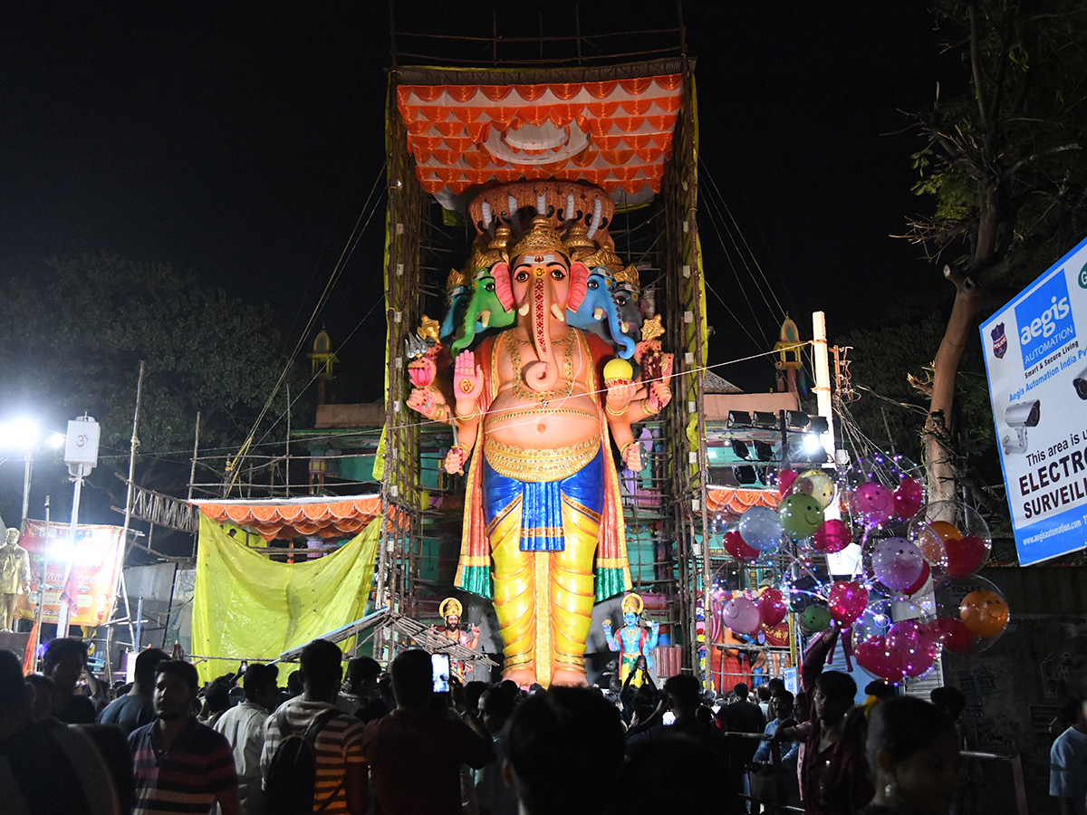 Khairatabad Bada Ganesh 2026 in Hyderabad HD Photos1
