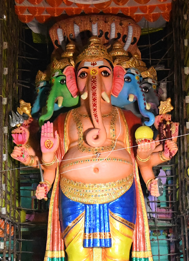 Khairatabad Bada Ganesh 2026 in Hyderabad HD Photos8