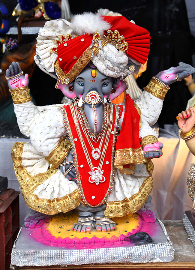 Vinayaka Chavithi 2026 : Different Ganesh Idols in Hyderabad12