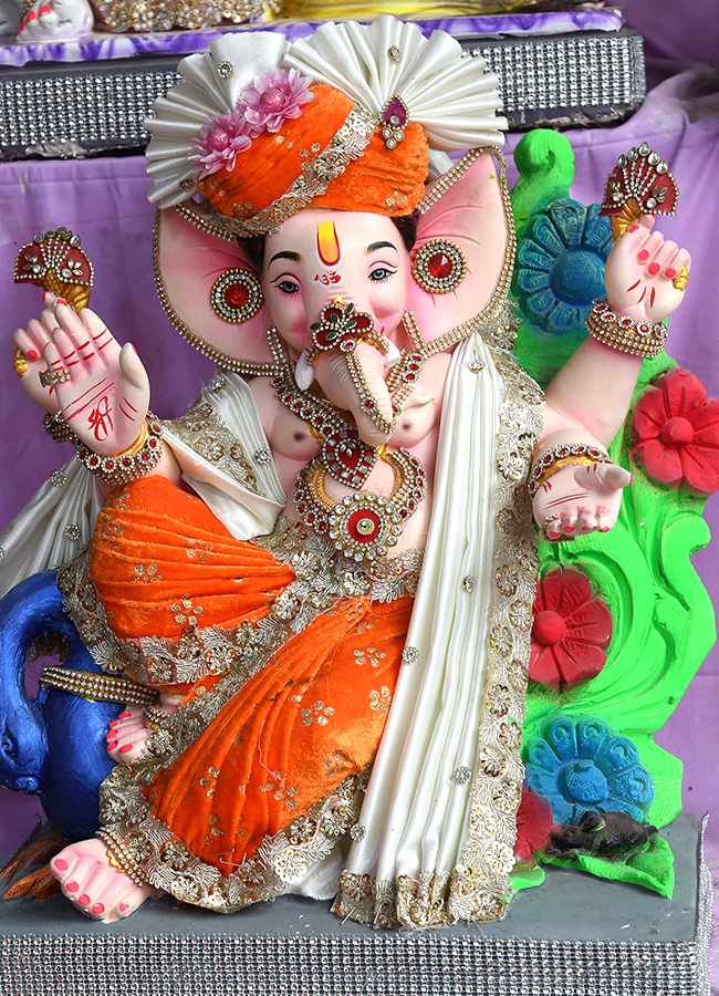 Vinayaka Chavithi 2026 : Different Ganesh Idols in Hyderabad16