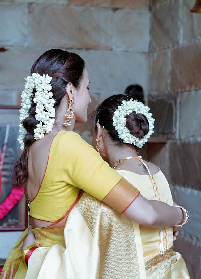 Samantha Shares Baby Shower Pics With Raj Nidimoru12