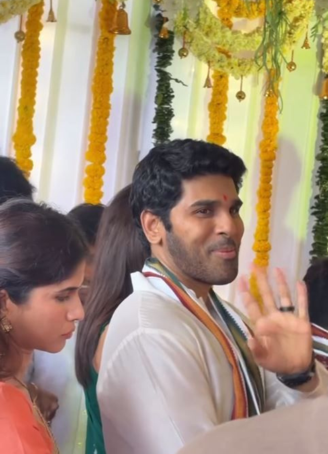 Mega And Allu Families Celebrate Vinayaka Chavithi In Grand Style, Photos Gallery Viral18