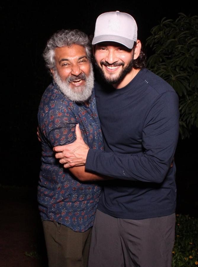 Mahesh Babu Opens Up About Rajamouli Working Style And 15 Year Wait For Varanasi, Photos Inside5