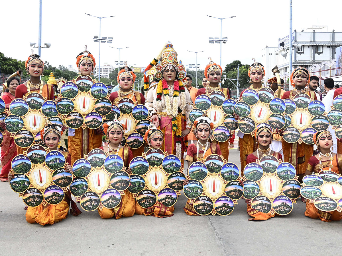Kalpavruksha Vahana Seva : Tirumala Srivari Salakatla Brahmotsavams10