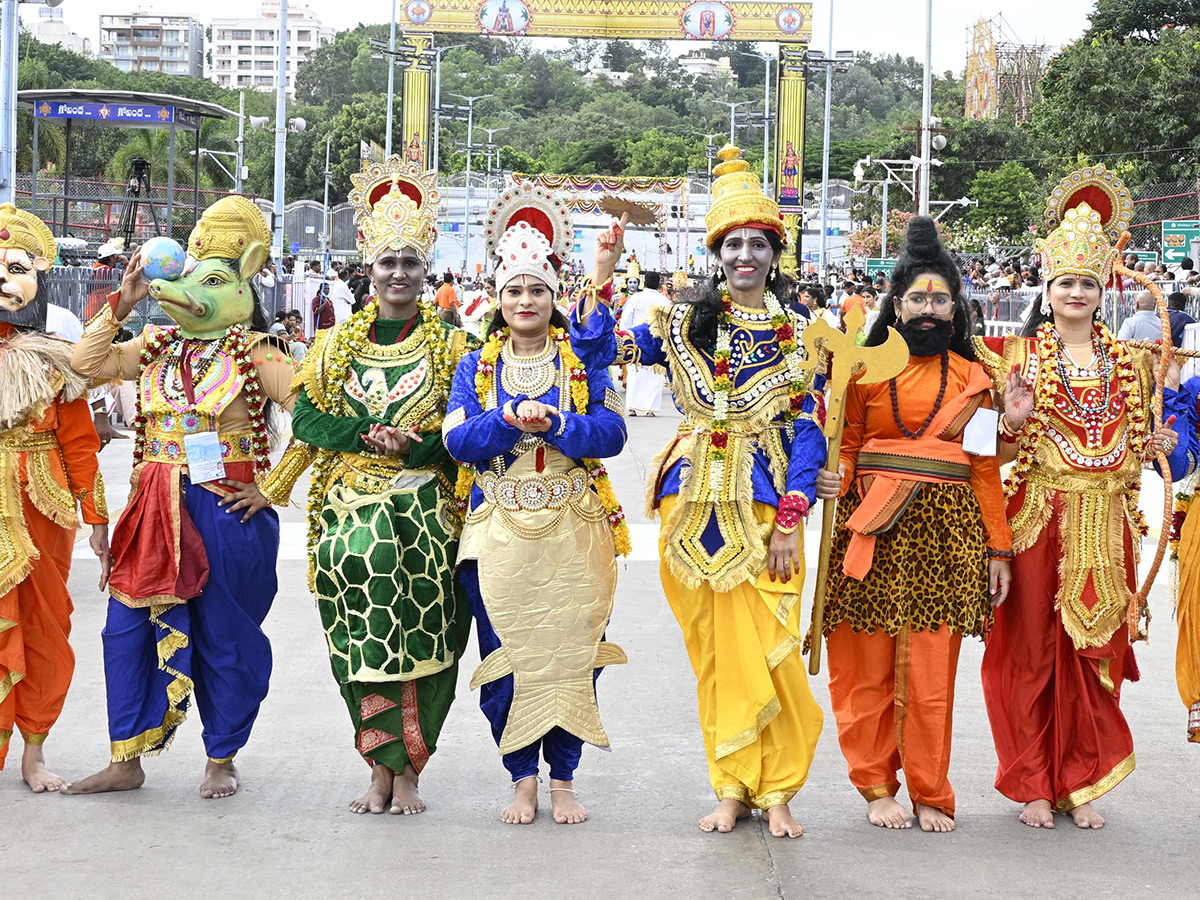 Kalpavruksha Vahana Seva : Tirumala Srivari Salakatla Brahmotsavams11