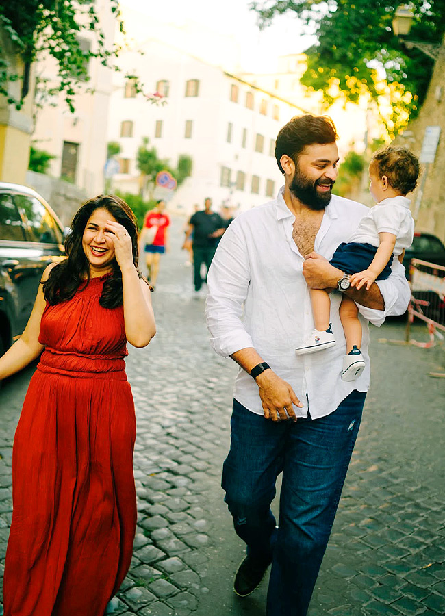 Varun Tej Chills with Family in Italy.. (Photos)2