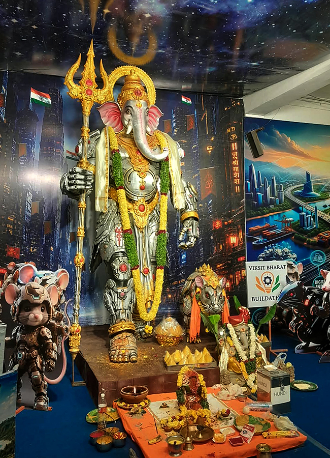 Vinayaka Chaturthi 2026 : Unique Ganesha idols in Hyderabad 14
