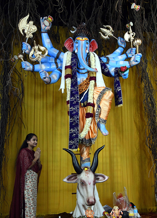 Vinayaka Chaturthi 2026 : Unique Ganesha idols in Hyderabad 5