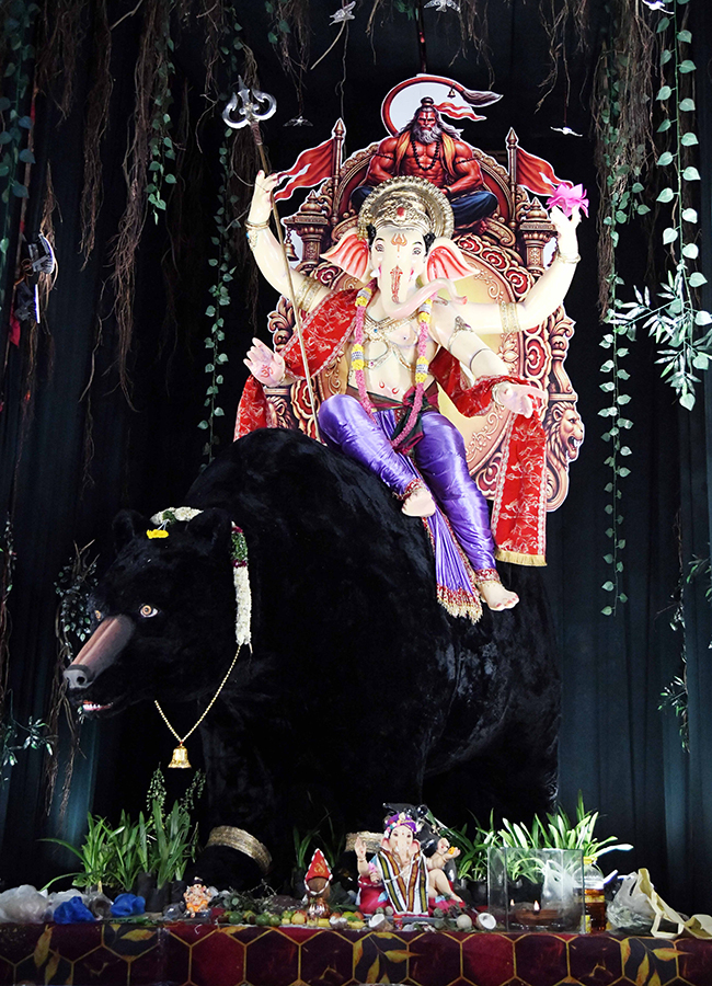 Vinayaka Chaturthi 2026 : Unique Ganesha idols in Hyderabad 6