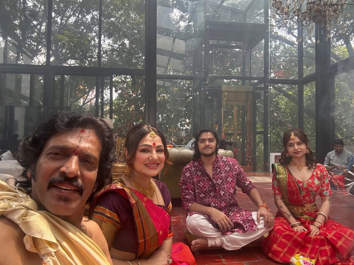 Vinayaka Chavithi celebrations at actor Upendra house viral photos2