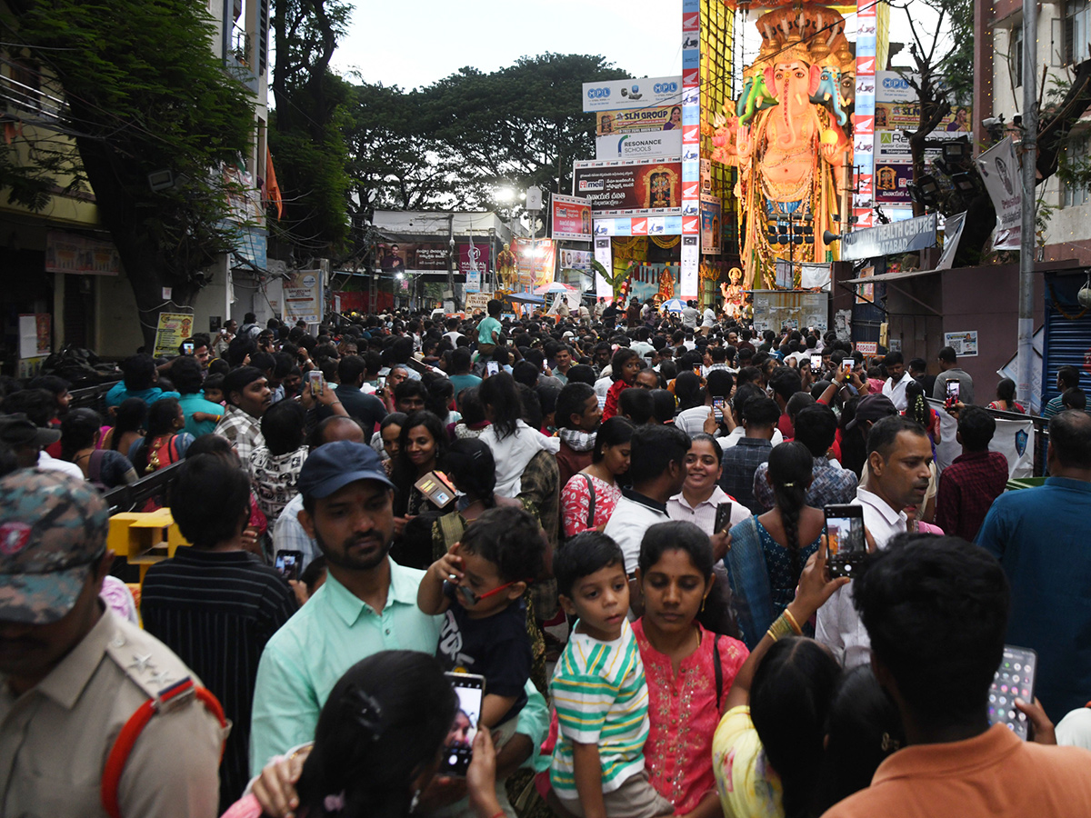 Ganesh Immersion Banned In Tank Bund 2026 Photos10