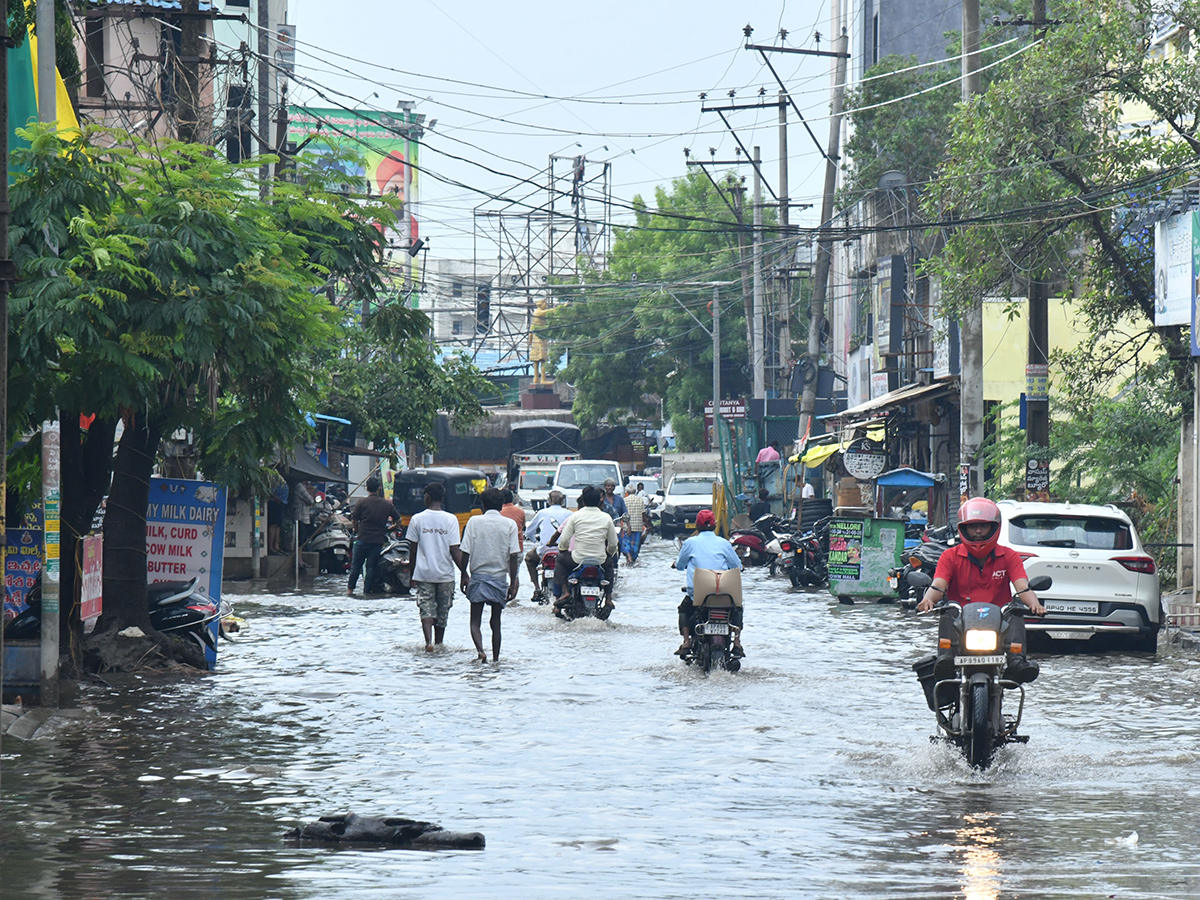 Heavy Rainfall in Nellore Today Photos2