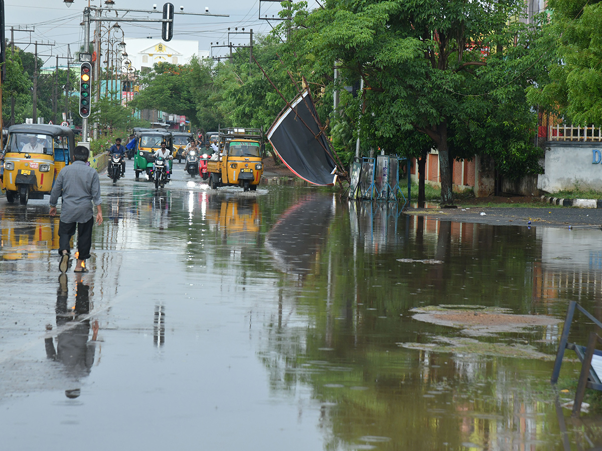 Heavy Rainfall in Nellore Today Photos4