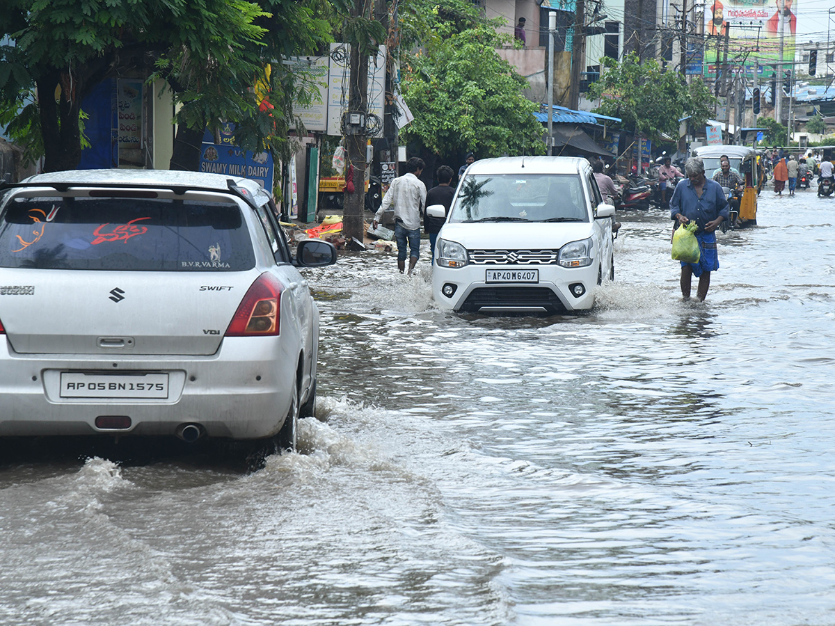 Heavy Rainfall in Nellore Today Photos8
