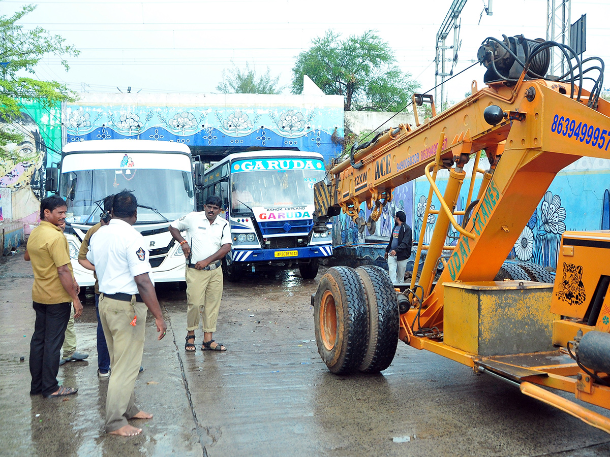 Heavy Rainfall in Nellore Today Photos3