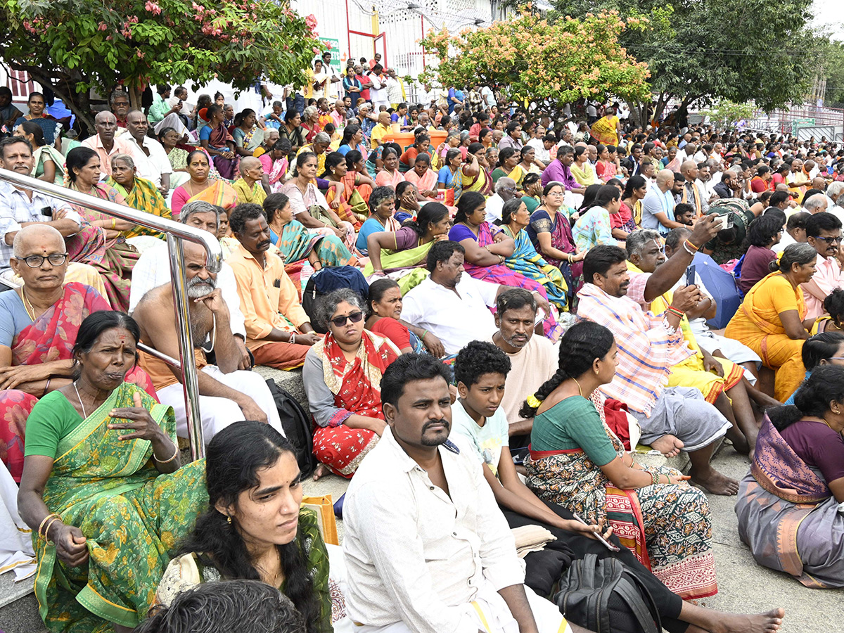 Srivari Salakatla Brahmotsavams Mohini Alankaram HD Photos22