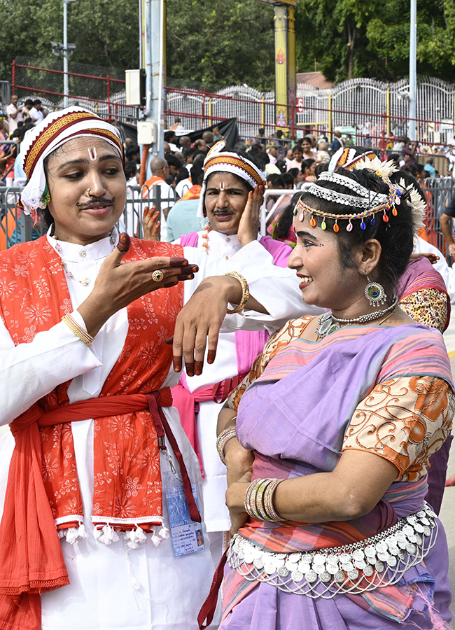 Srivari Salakatla Brahmotsavams Mohini Alankaram HD Photos26