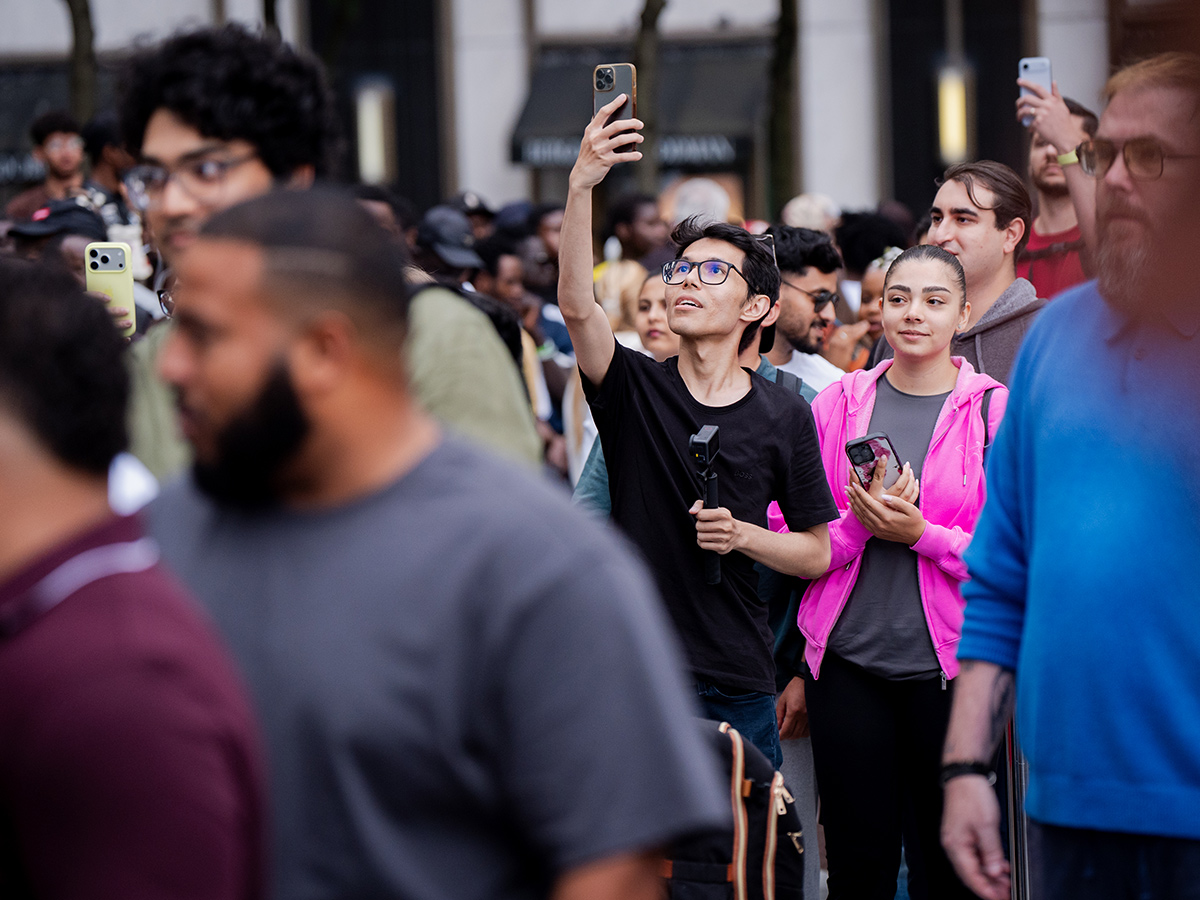 official sales launch of the iPhone 18 Pro and iPhone 18 Pro Max27
