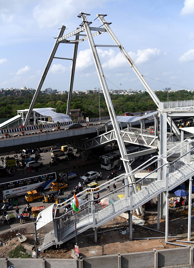 Hyderabad : Mehdipatnam New Construction Foot Over Bridge 10