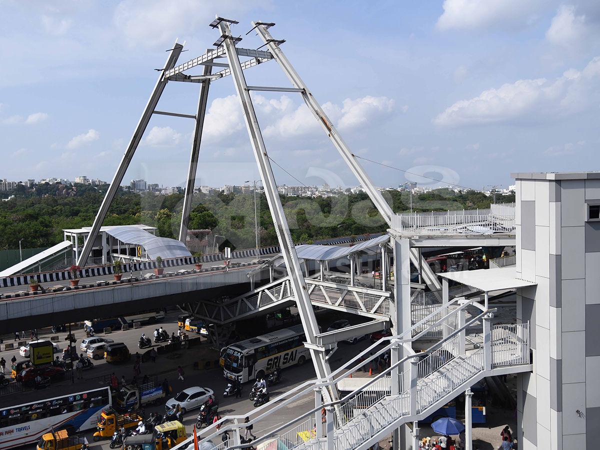 Hyderabad : Mehdipatnam New Construction Foot Over Bridge 11