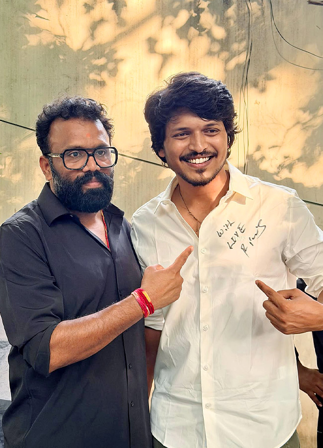 Die Hard Prabhas Fan Meets His Idol, Gets Autograph On His Shirt11