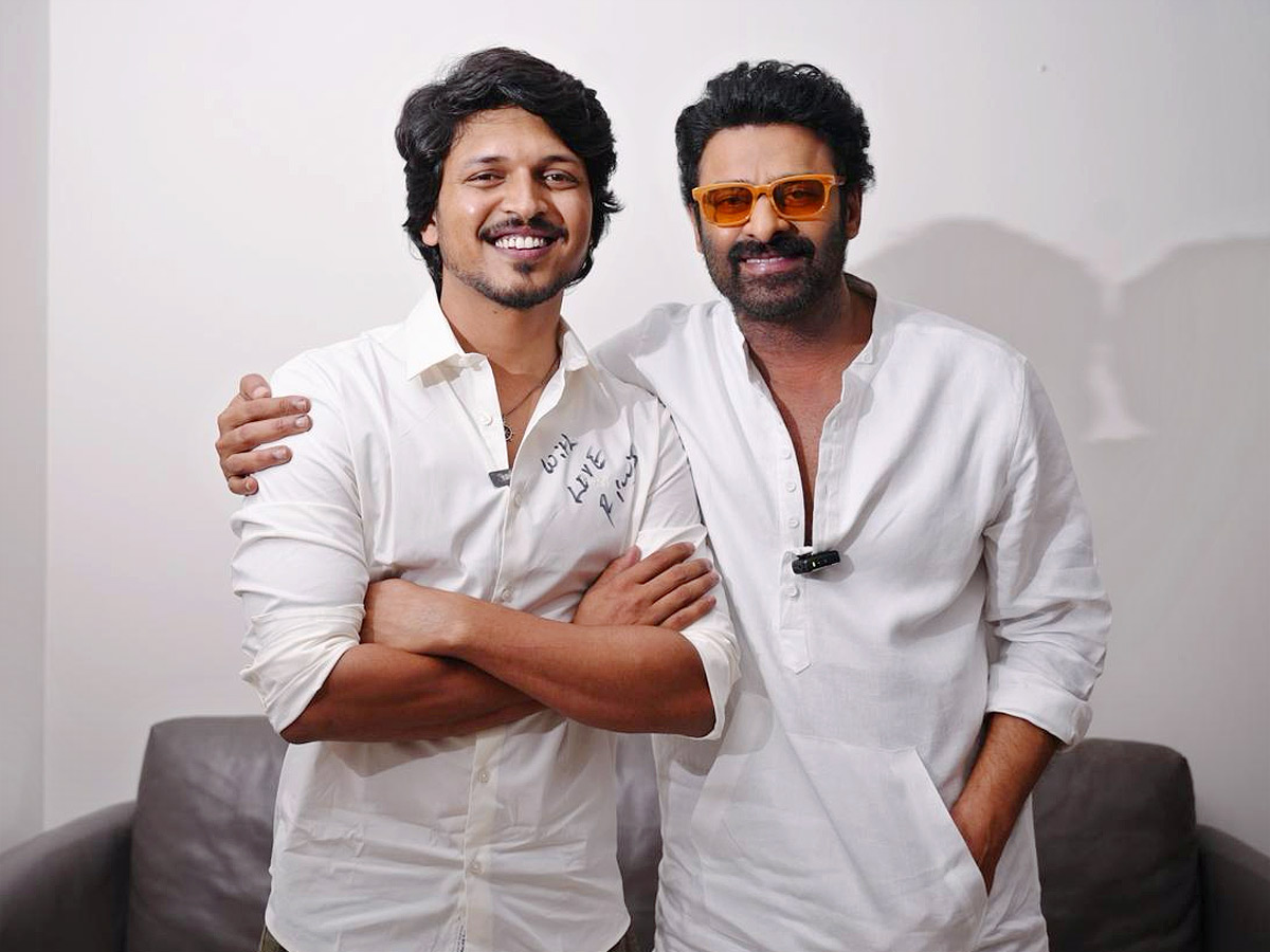 Die Hard Prabhas Fan Meets His Idol, Gets Autograph On His Shirt4
