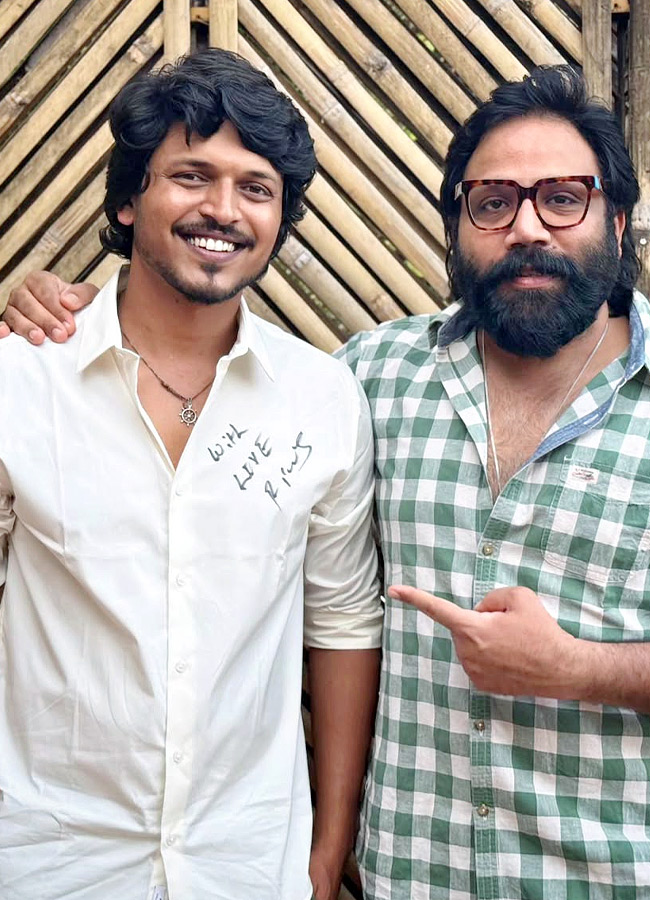 Die Hard Prabhas Fan Meets His Idol, Gets Autograph On His Shirt9