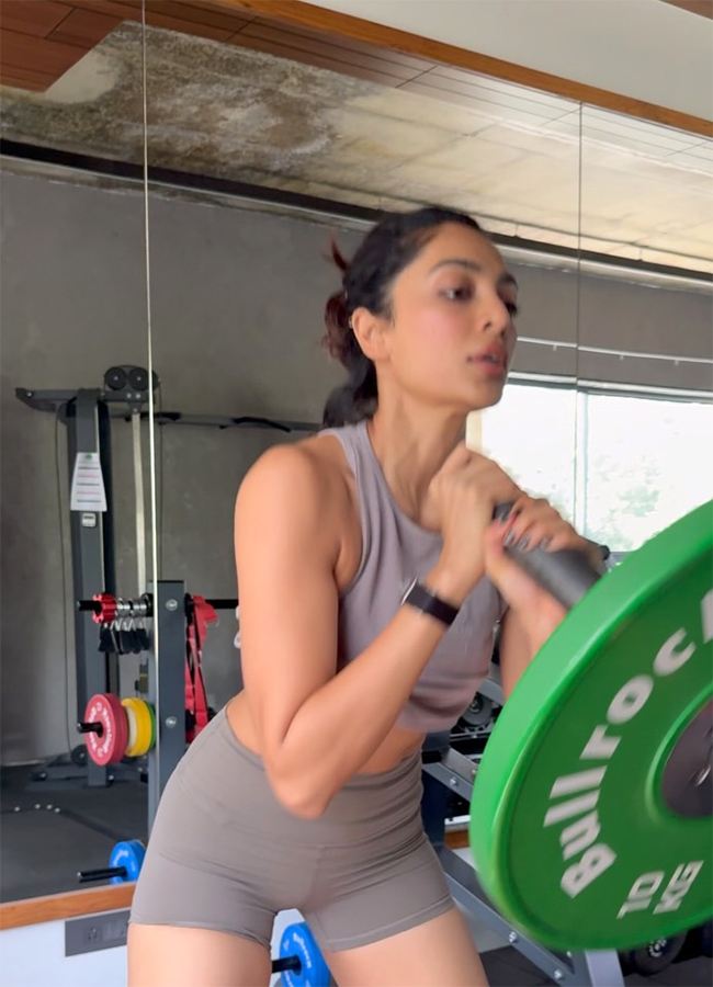 Sobhita Dhulipala My Fav Ring Viral Photos8