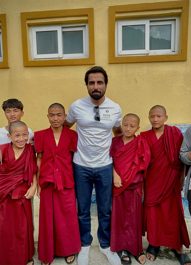 Sonu Sood in Nepal: The Real-Life Hero Steps In5