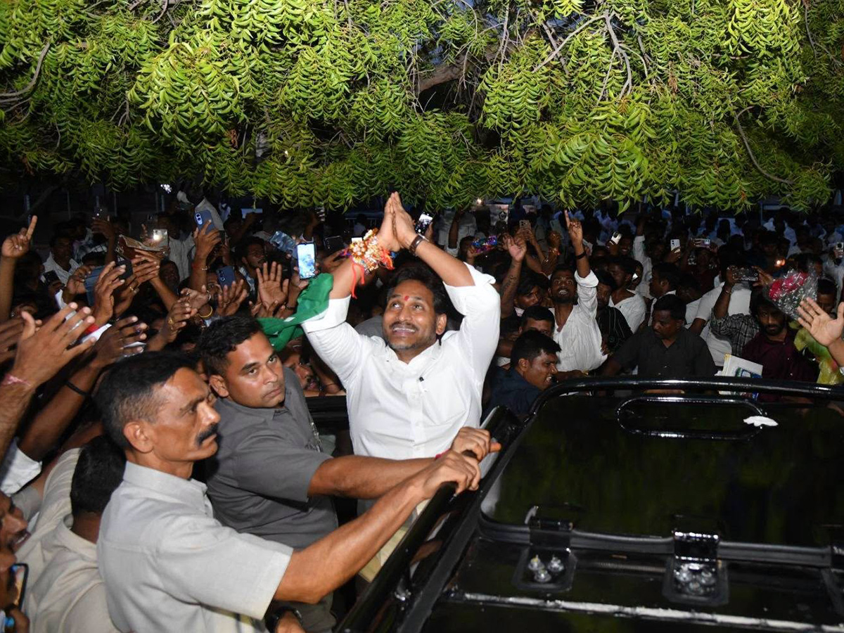 YS Jagan Pulivendula Tour Highlights HD Photos8