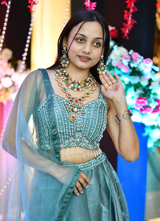 Gorgeous Ashu Photos10