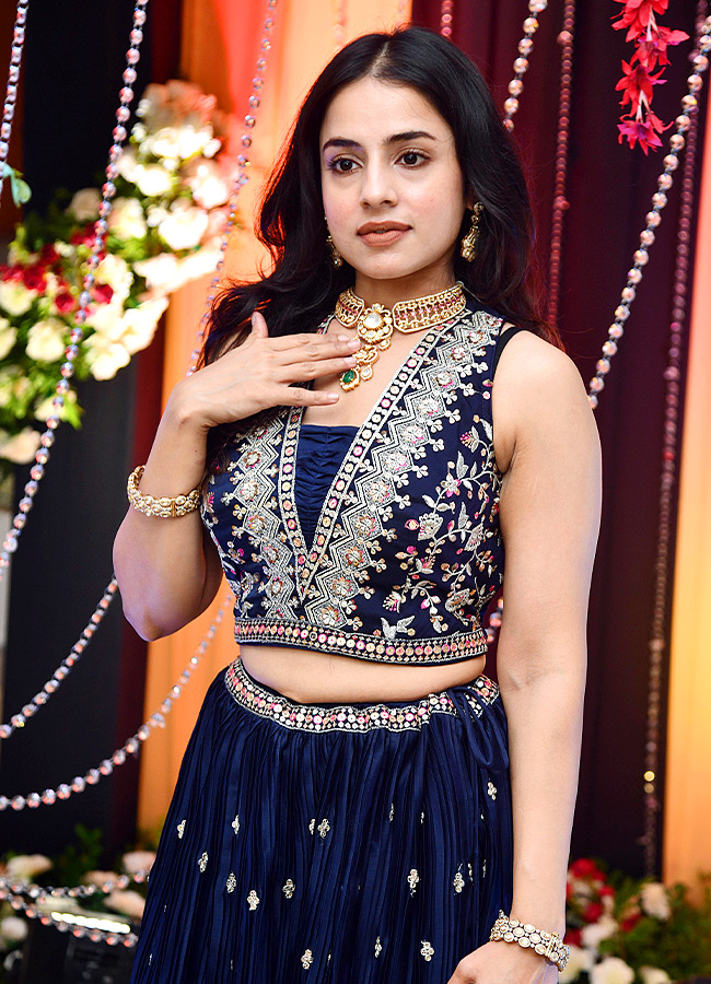 Gorgeous Ashu Photos8