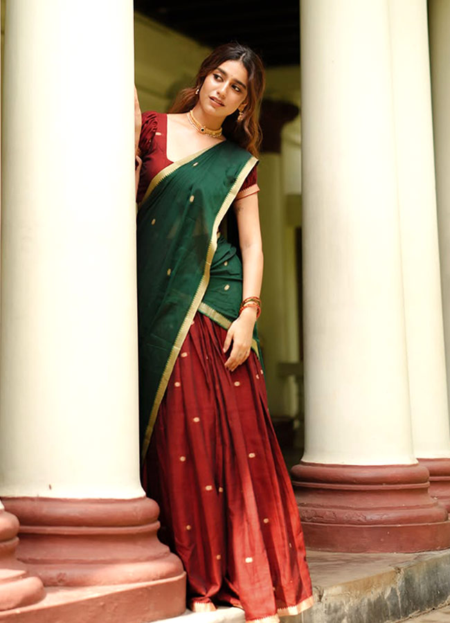 Priya Prakash Varrier Photos12