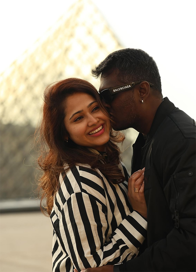 Allu Arjun's Raaka Movie Director Atlee Birthday Special Gallery13
