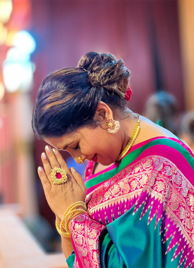 Sonali Kulkarni plays a powerful in the Paradise movie12